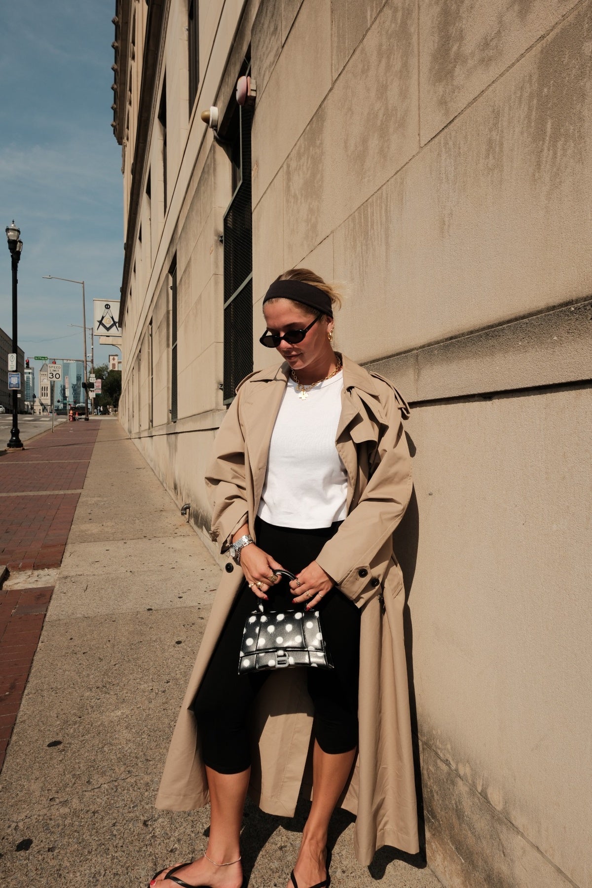 Zoe Simmitti Stylist with Glamhive